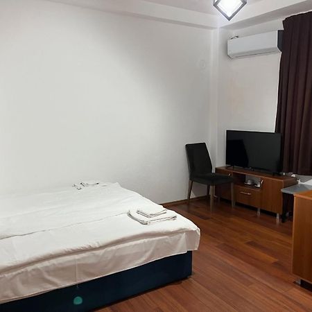 Villa FAMILY Kumanovo Esterno foto