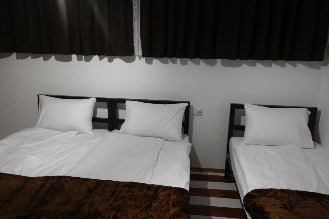 Villa FAMILY Kumanovo Esterno foto