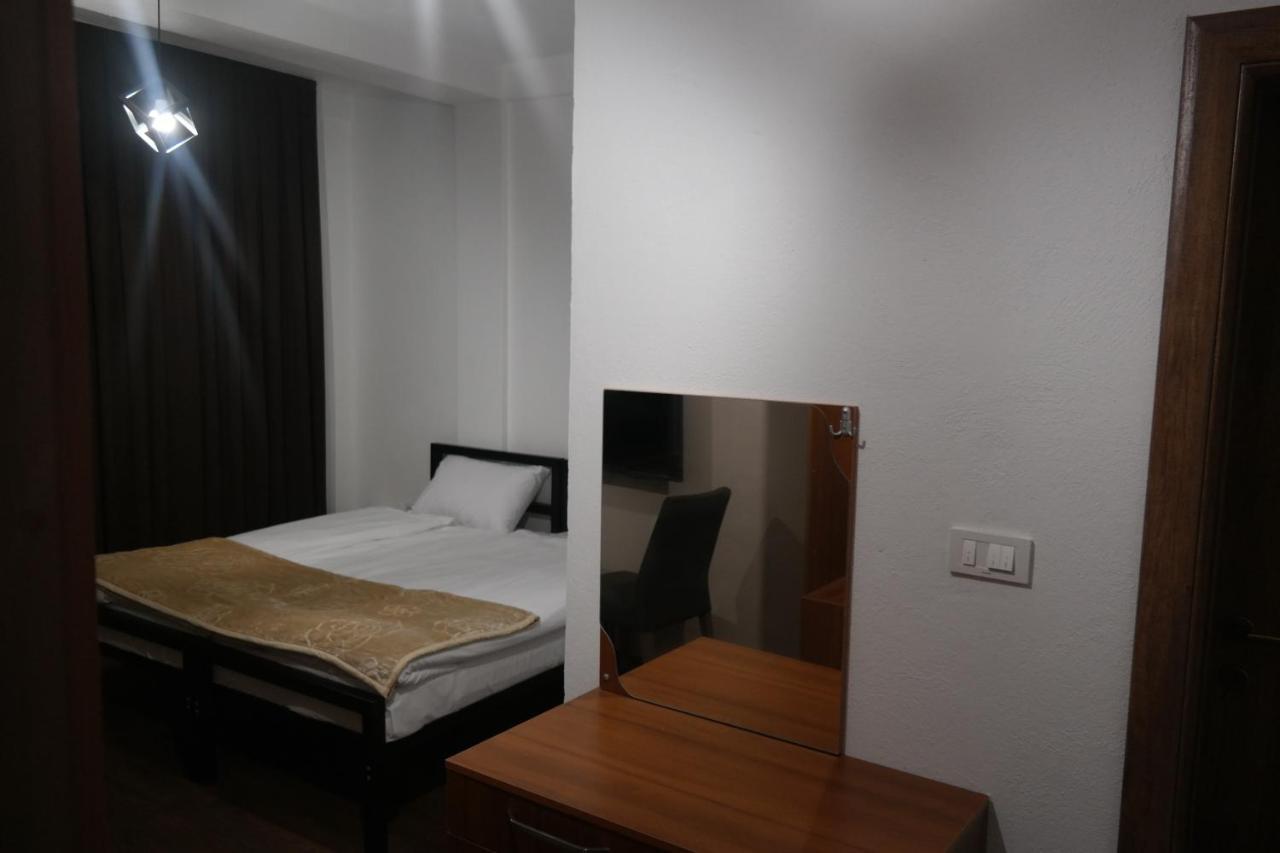 Villa FAMILY Kumanovo Esterno foto