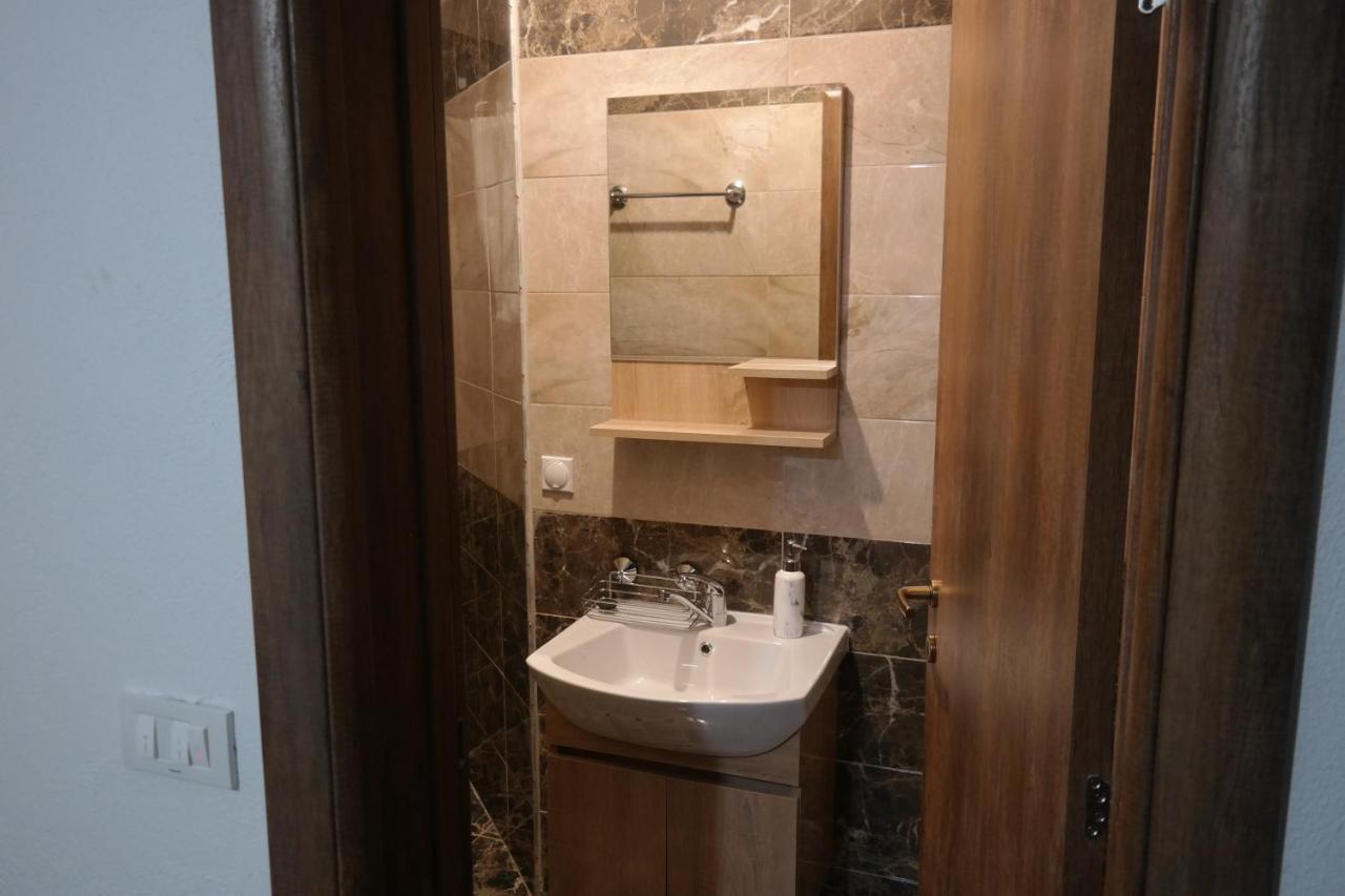 Villa FAMILY Kumanovo Esterno foto