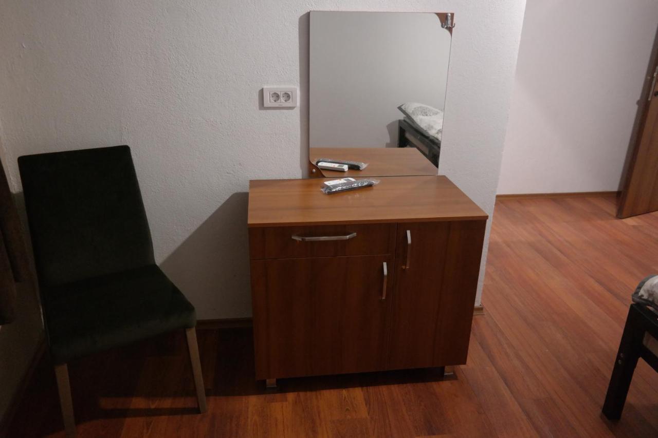 Villa FAMILY Kumanovo Esterno foto