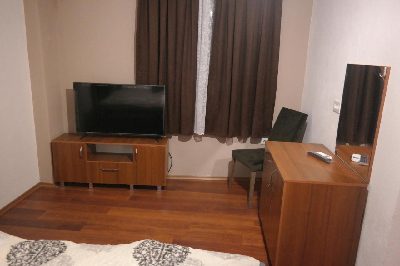 Villa FAMILY Kumanovo Esterno foto
