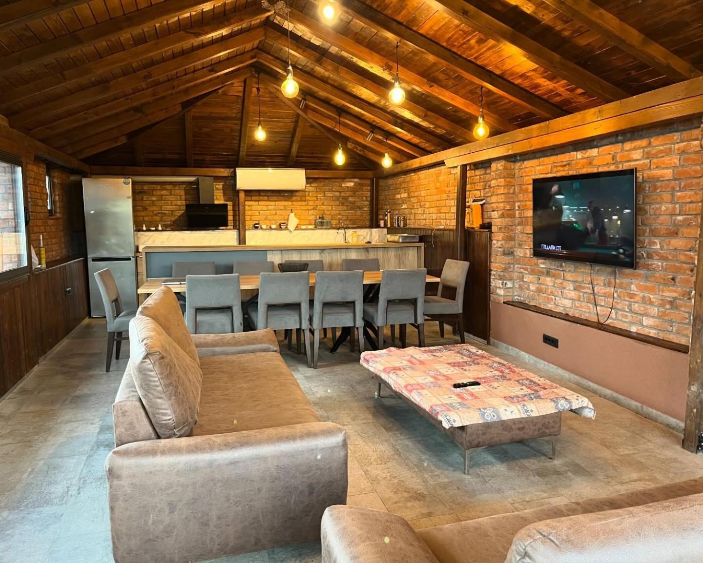Villa FAMILY Kumanovo Esterno foto